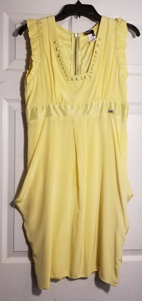 Yellow Dress Size M